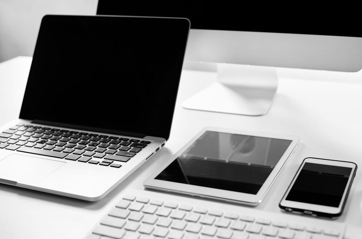 Portátil y dispositivos conectados a la red de la empresa